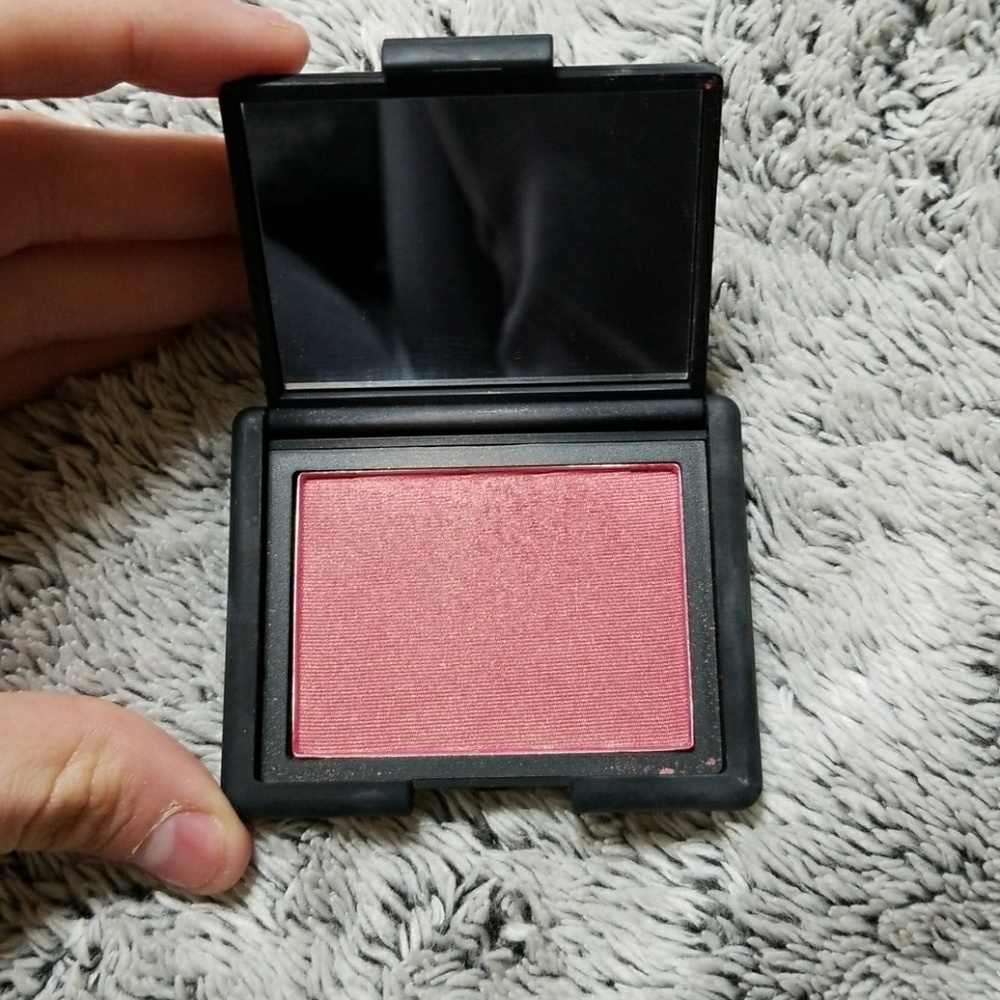 Nars Outlaw Blush